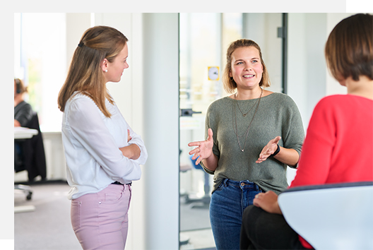 철저한 리뷰와 피드백